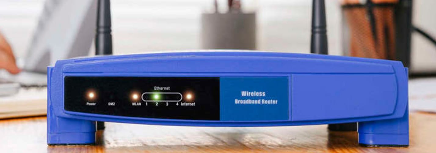 alt="Настройка Wi-Fi роутера специалистом CompFix"